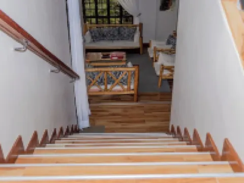 Lux Suites Enkarsis Bungalow Kisaju Hotels in Central