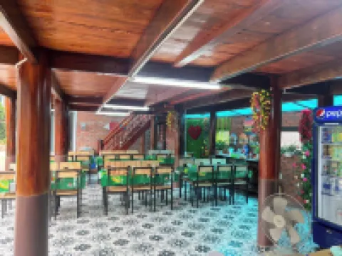 アン ピースフル ホームステイ