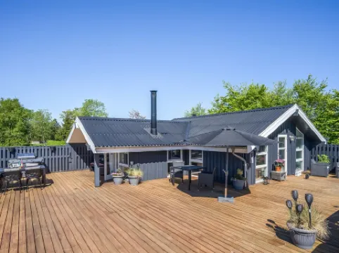 "Bryti" - 500m from the Sea