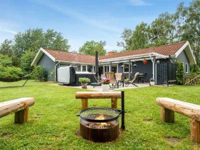 "Sverker" - 300m from the Sea Hotels in der Nähe von Kramnitse