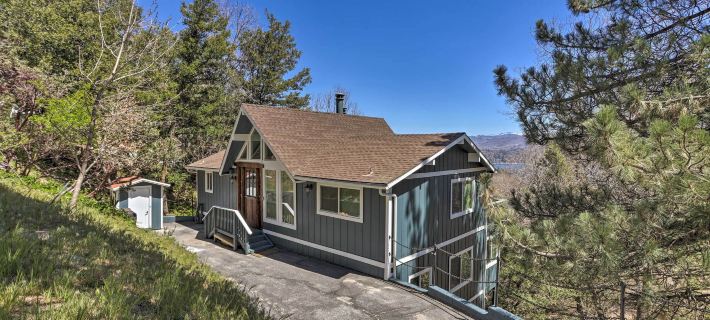 Stunning Lake Arrowhead Cabin w/ Lake Views! Ξενοδοχεία στην πόλη Lake Arrowhead