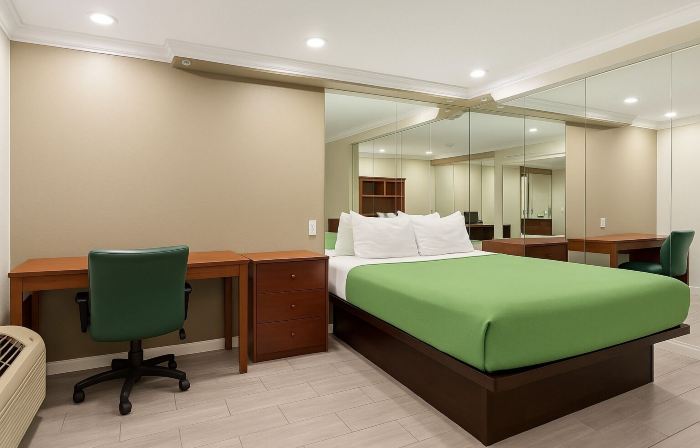 Casa Blanca Hotel - Corona