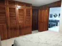 Your Perfect Home Away From Home! Hotels near Garden and House cr