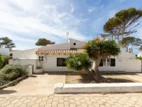Binisagoc A - Villa With Private Pool. Free Wifi