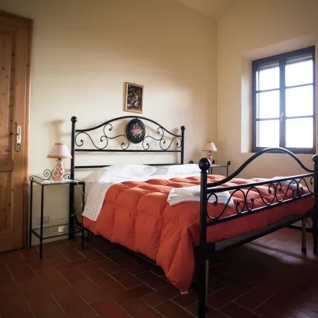 Farmhouse in Paciano near Monte Pausillo Park