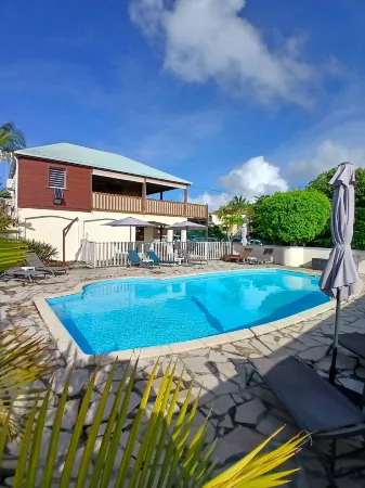 Residence Ti Village Creole Отели в г. Сент-Ан