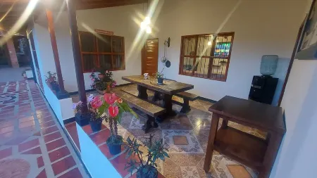 Hermosa Cabaña Campestre Familiar Отели рядом с достопримечательностью «Mirador al Aeropuerto de Medellin MDE»