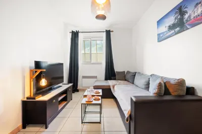 The sun of Nice Hotels in Fabron