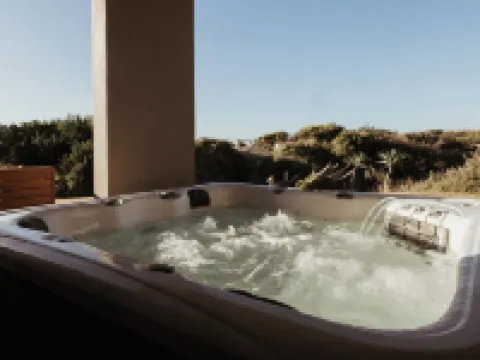 อะมาเร บีชไซด์ ลักซ์ชัวรี โรงแรมในUlverstone