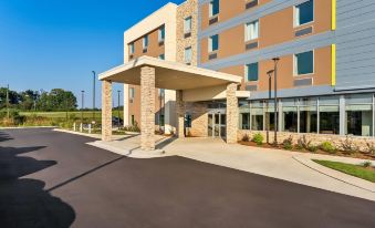 Microtel Inn and Suites by Wyndham Prattville Montgomery