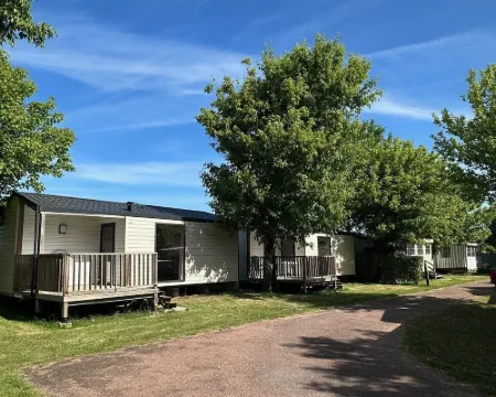 Team Holiday - Camping du Petit Pont Hôtels à : Arvert
