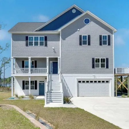 Paradise Waterfront Retreat – 5  | Elevator | Dock + Decks, Boat Access