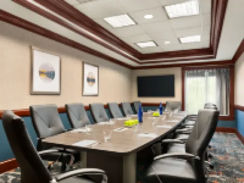 Hampton Inn Dulles/Cascades Hotels in Potomac