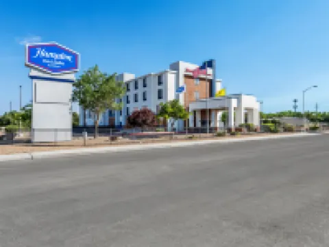 Hampton Inn & Suites Farmington Hotels in Farmington