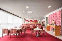 Holiday Inn MANCHESTER - MEDIACITYUK by IHG - breakfast