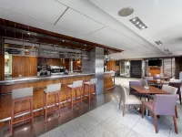 Exe Plaza Hotels near Parque Norte