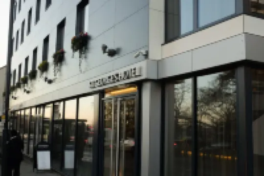 세인트 조지스 호텔 - 웸블리 웸블리 주변 호텔