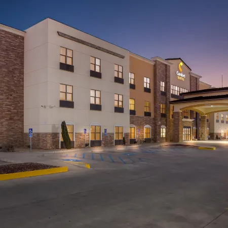 Comfort Suites