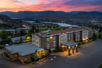 Best Western Plus Kamloops Hotel Hoteles cerca del Aeropuerto De Kamloops
