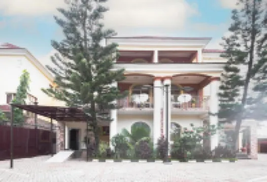 Royale Crown Villa