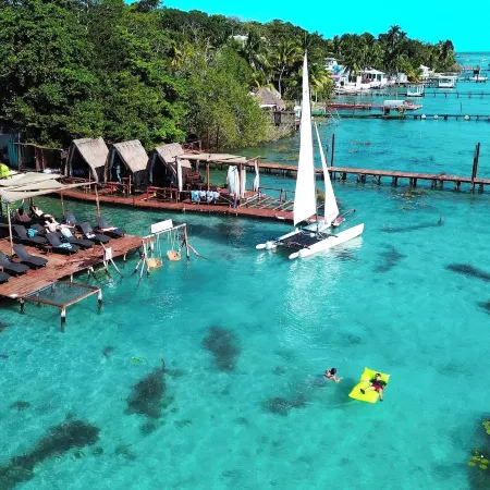 El Búho Bacalar Eco-Cabañas Hostal