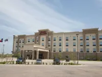 Hampton Inn & Suites by Hilton Dallas I-30 Cockrell Hill Hotels near Kessler Theater