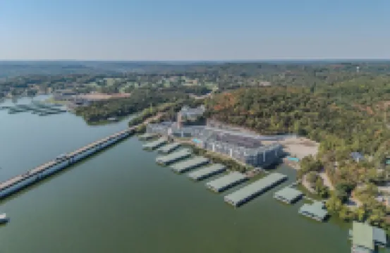 Lake of the Ozarks Premier lakefront 3-bedroom condo. Fishing, Swimming,boating.