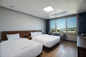 Incheon (Yeonanbudu) the K-Hotel