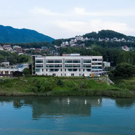 Yangpyeong Sor Hotel Отели рядом с достопримечательностью «Галерея Shigan Toki»
