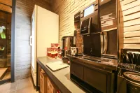 Jecheon Case Hotel