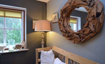 Quaint Holiday Home Near Ski Area in Neuastenberg