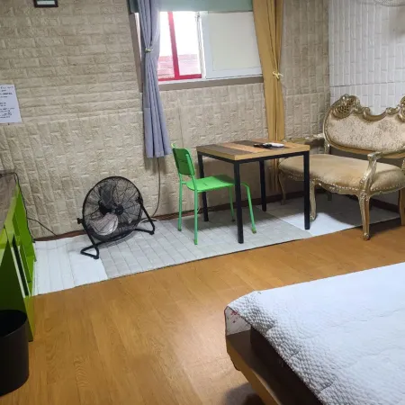 Gimcheon XI Отели рядом с достопримечательностью «Стадион в Кимчхоне»