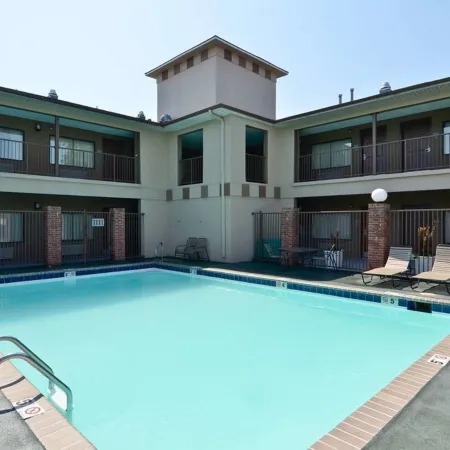 Quality Inn Airport I-240