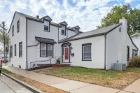Walk Everywhere! Dtwn Washmo Home Near Wineries - 3-Star