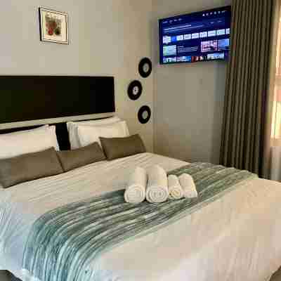 Modern Studio in New Chadcombe - 2315 Rooms