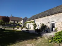 La Ferme de Valeuse Hôtels à : Morienval