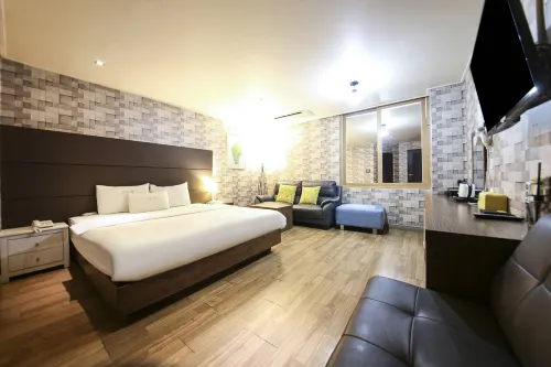 Hotel K