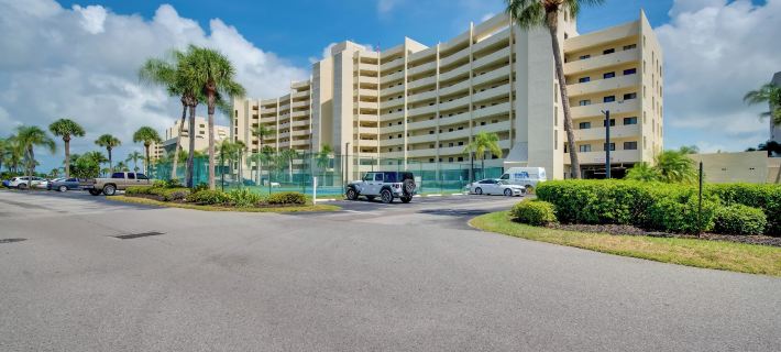 Private Beach Access & Gulf Views: Hudson Condo! Hotels in Hudson