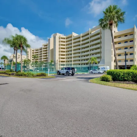 Private Beach Access & Gulf Views: Hudson Condo!