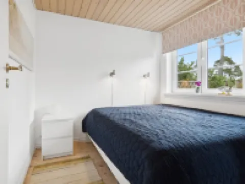 "Algeth" - 350m from the Sea