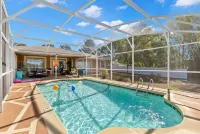 3BR Roman Oasis: Caesar's Place + Heated Pool - Pool