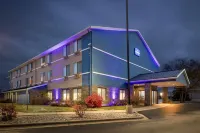 AmericInn by Wyndham Columbus Wisconsin Hotels in Beaver Dam