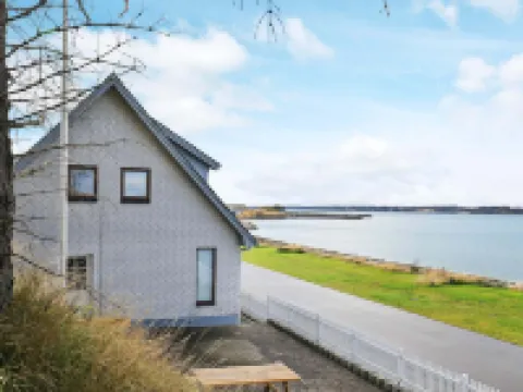 Seaside Retreat in Hvalpsund-by Traum Hoteles en Farsø