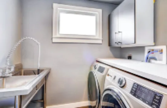 'Little House on the Lot' Dryden Townhome: Pets OK