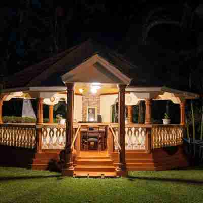 NAIBOR VILLA Hotel Exterior