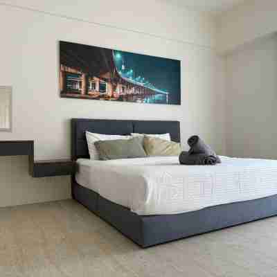 By the Sea Suites - Sdb Host Rooms