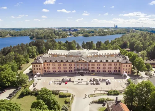 Hagastrand, Autograph Collection