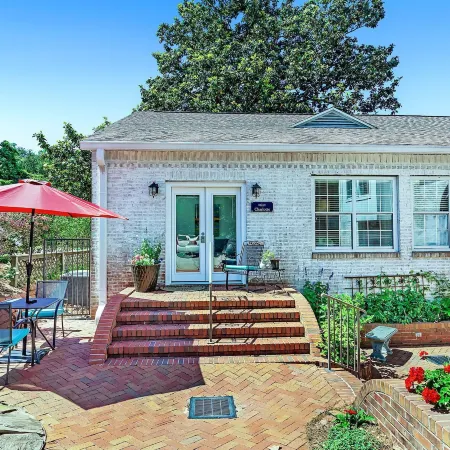 Jubilee Suites Boutique B&B