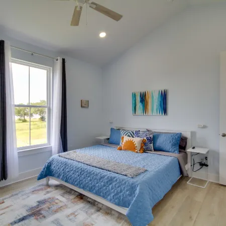 Sunny Gulfport Vacation Rental Walk to Beaches!