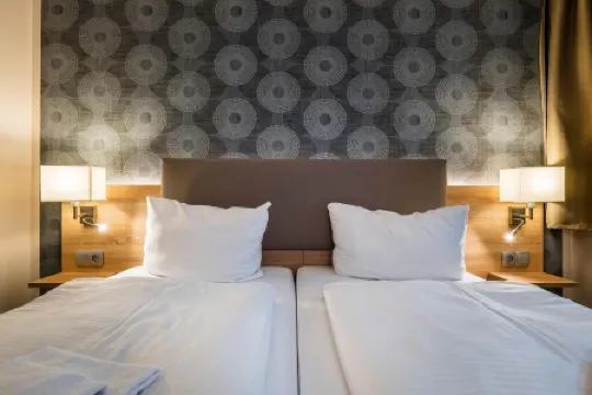 Das Copnic Berlin Отели рядом с достопримечательностью «Парк ам Штихканаль»